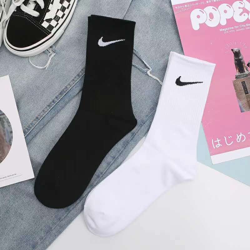Lazada Philippines - 1Pair Mid Cut Black/White Basketball Socks For Men