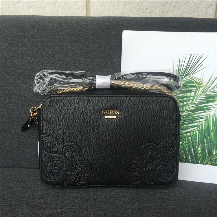 guess crossbody devyn