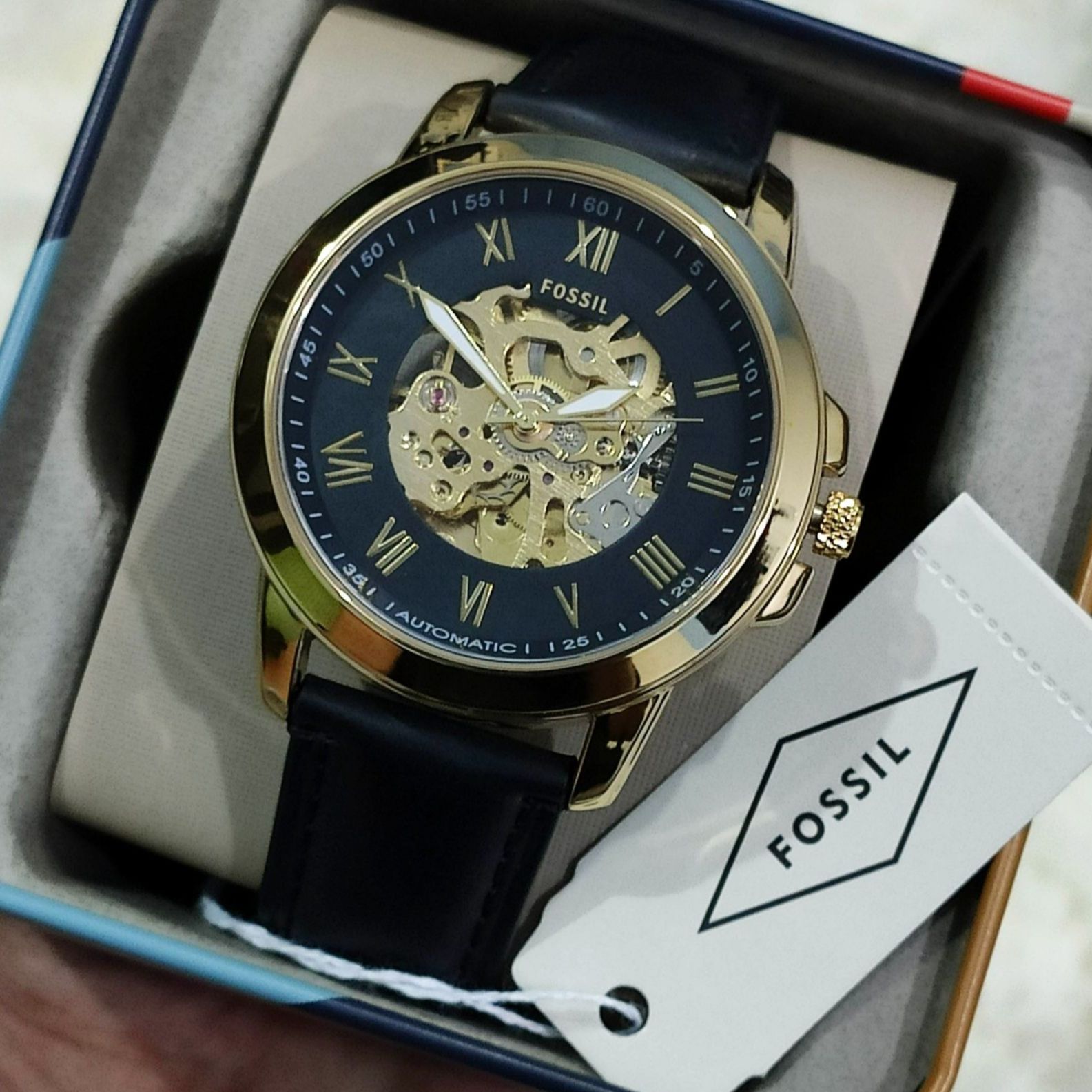 Fossil on sale me3099 price