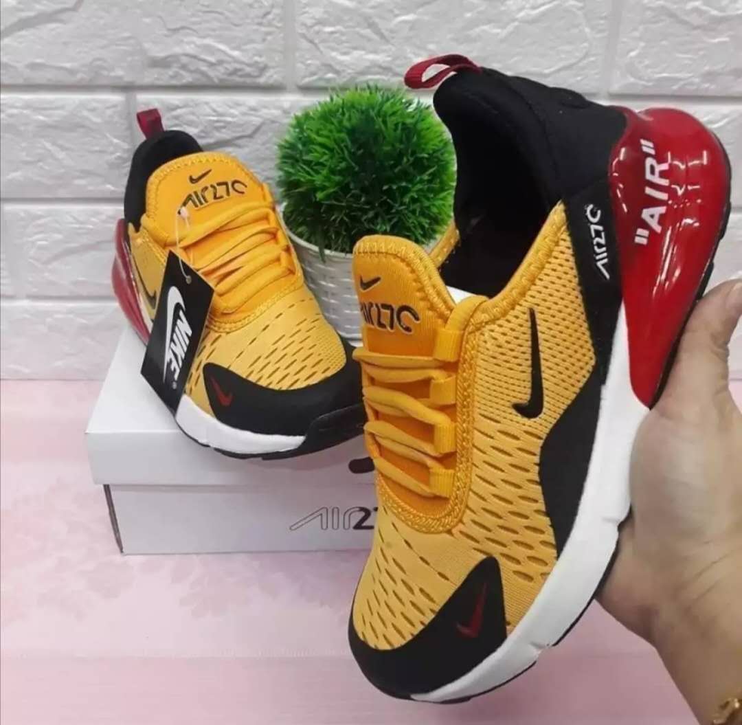 womens yellow air max 270