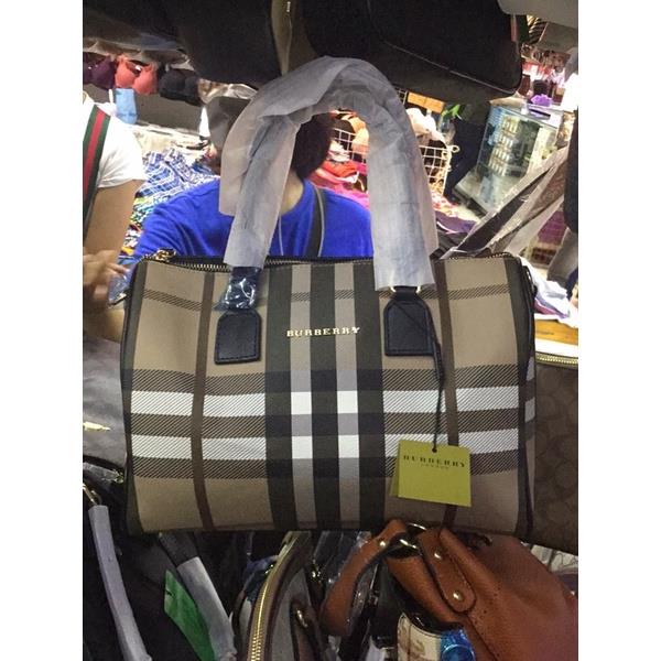 Burberry doctor's bag discount price