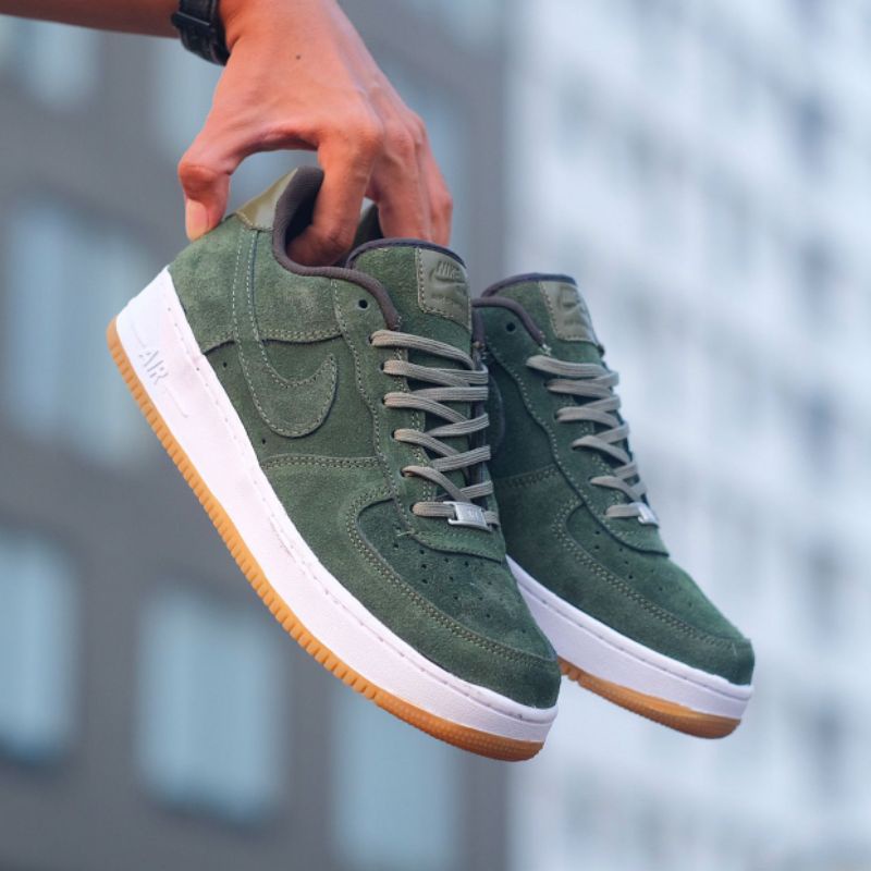SEPATU PRIA ORIGINAL NIKE AIR FORCE 1 