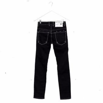 Bum Men's Modified Basic Denim Pants (Black) June 2018 - 2 Bum Men's Modified Basic Denim Pants (Black) - 2