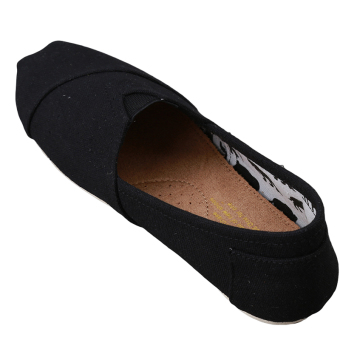 HengSong Tom Thomas Canvas Shoes Pure Color Flat Casual Shoes Couple Lover Shoes Black - Intl June 2018 - 5 HengSong Tom Thomas Canvas Shoes Pure Color Flat Casual Shoes Couple Lover Shoes Black - Intl - 5