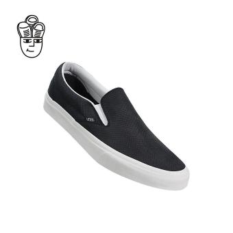 Vans Classic Slip-On Lifestyle Shoes Black / White Vn0a38f7os3 -SH June 2018 - 4 Vans Classic Slip-On Lifestyle Shoes Black / White vn0a38f7os3 -SH - 4