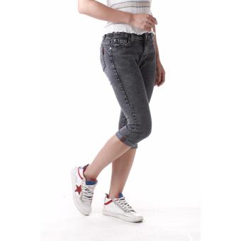 Women's Curvy Grey Capri Short June 2018 - 4 Women's Curvy Grey Capri Short - 4