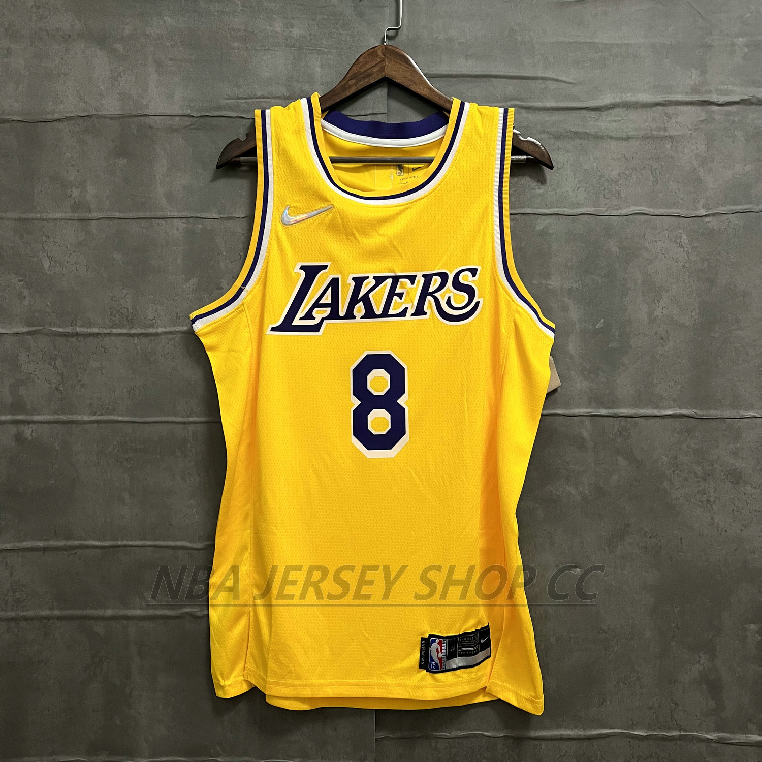 Nike Basketball on X: Head-to-toe Lakers purple is the primary color for  the 2021-22 Los Angeles @Lakers Nike NBA City Edition Jersey, with touches  of baby blue from the OG championship team