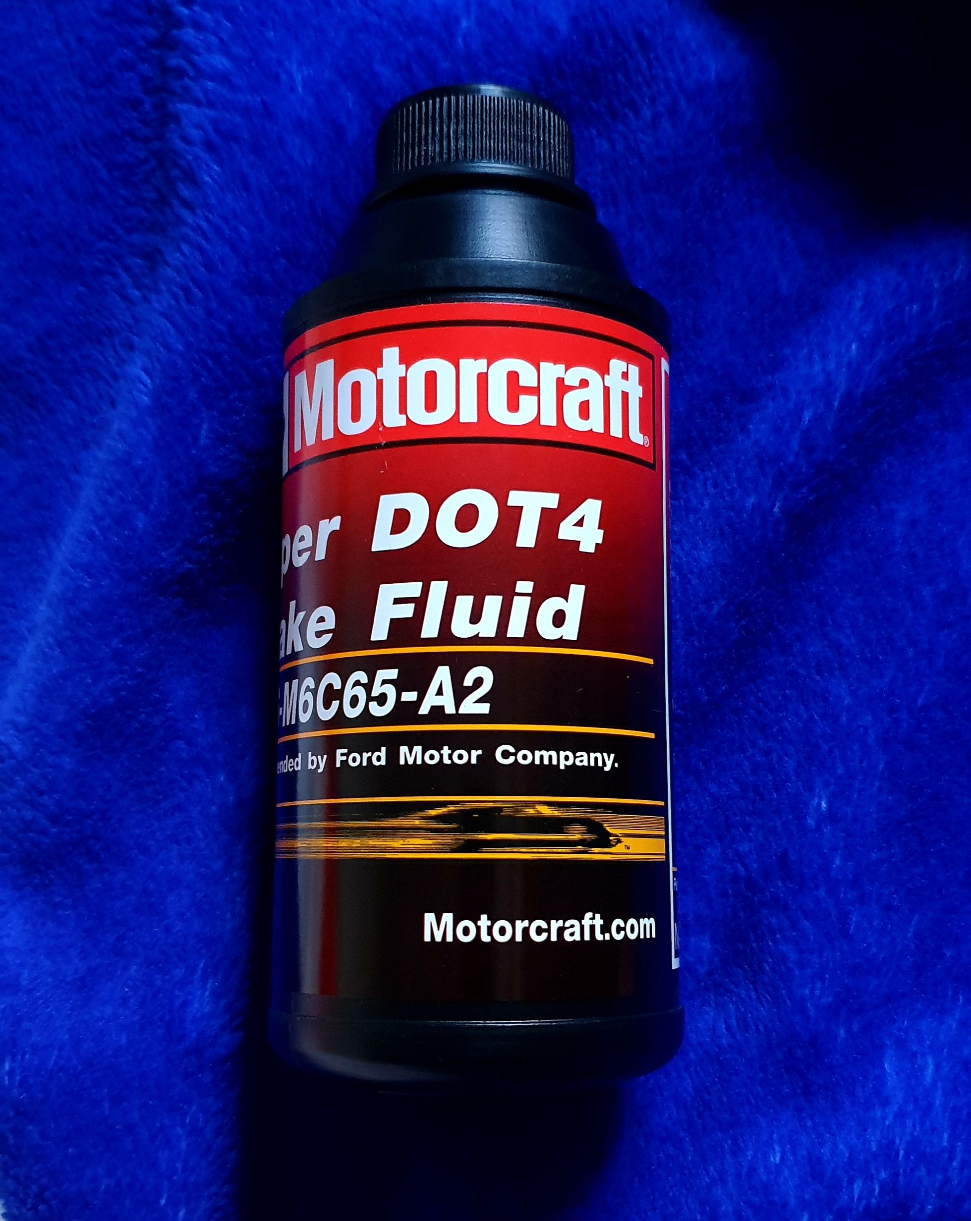 Ford Genuine Fluid PM-20 DOT-4 LV High Performance Motor Vehicle Brake Fluid - 16 oz.