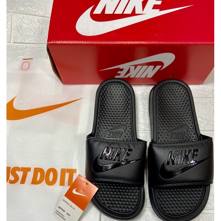 nike benassi black and red