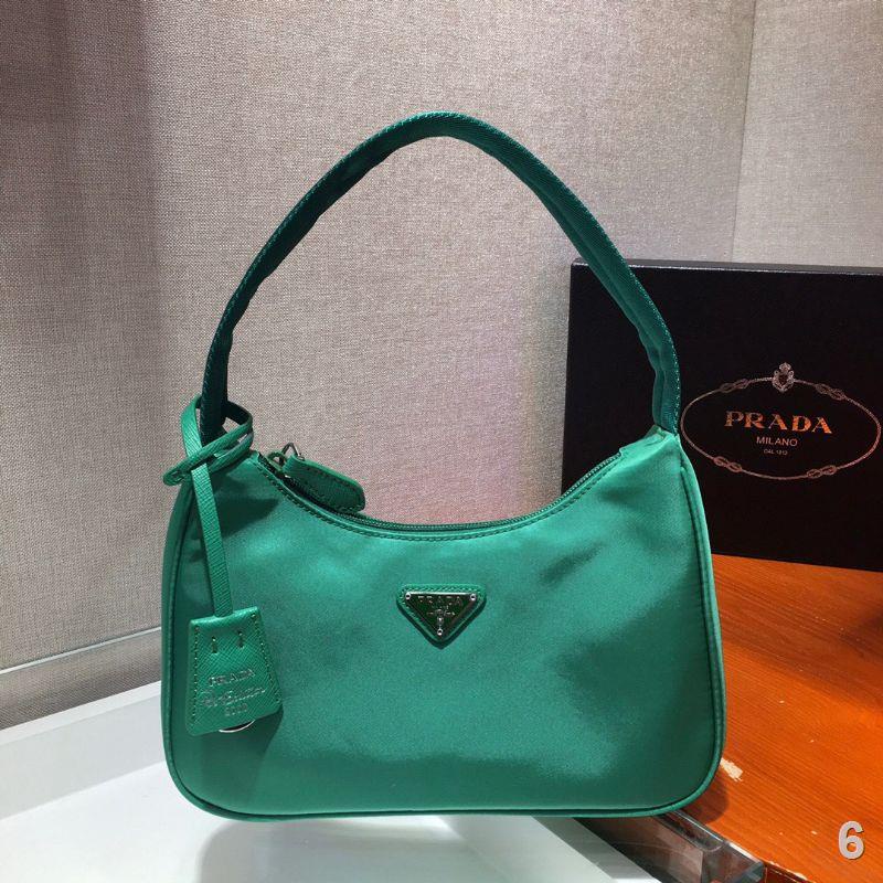 Green Prada Re Edition | atelier-yuwa.ciao.jp