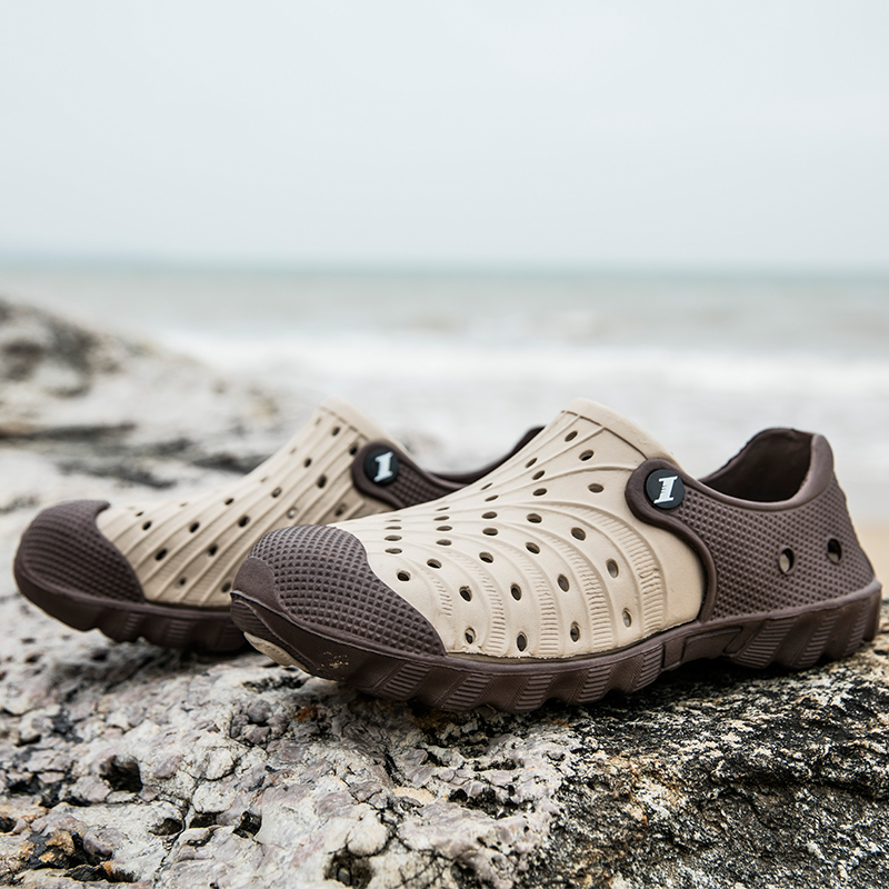 Aggregate more than 148 rainy season sandals for gents best - netgroup ...