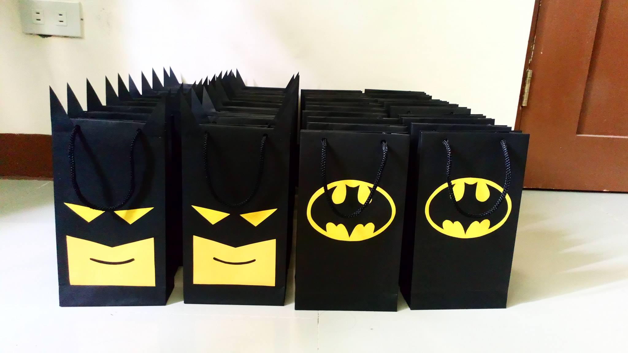 Batman lootbags/partybags/partyfavors (12 pcs.) | Lazada PH