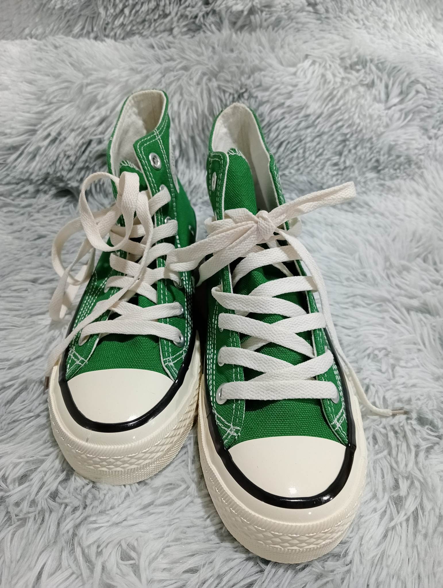 Dark green converse hot sale low tops