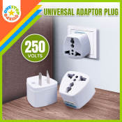 Universal Travel Power Adaptor by OSQ