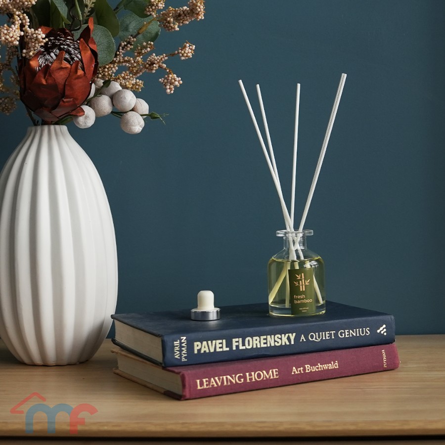 Product photo of Mandaue Foam reed diffuser (5 reeds) from its Lazada listing