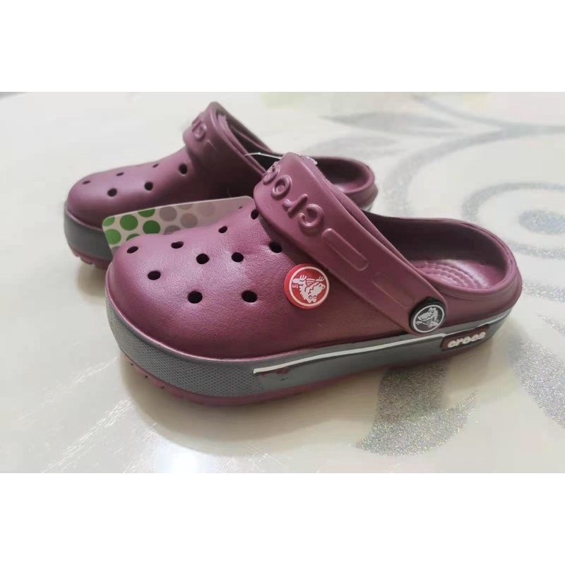 Crocs rojo online vino