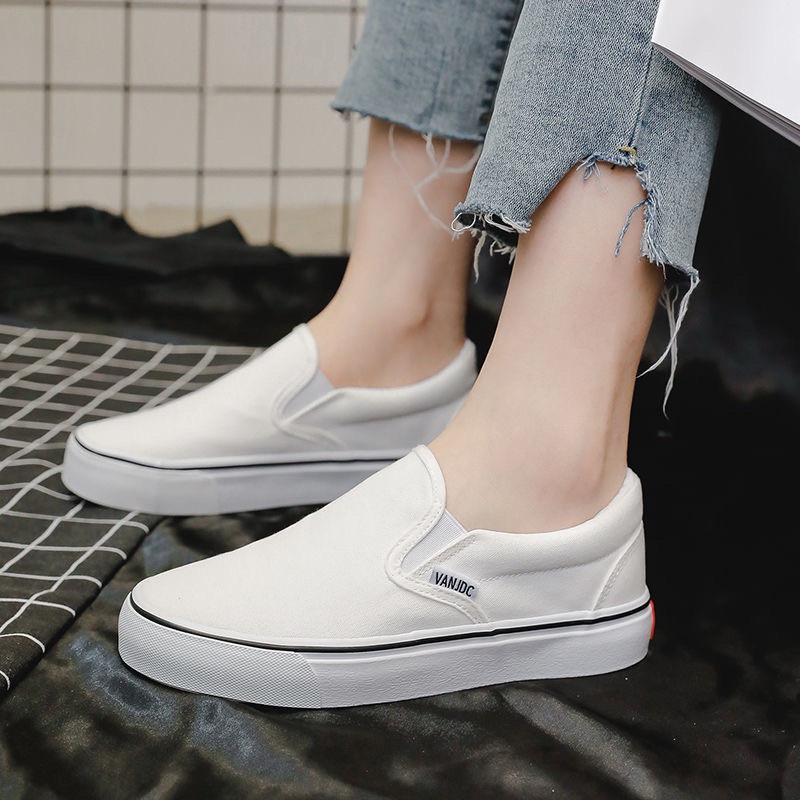 Vans white slip hot sale on price philippines