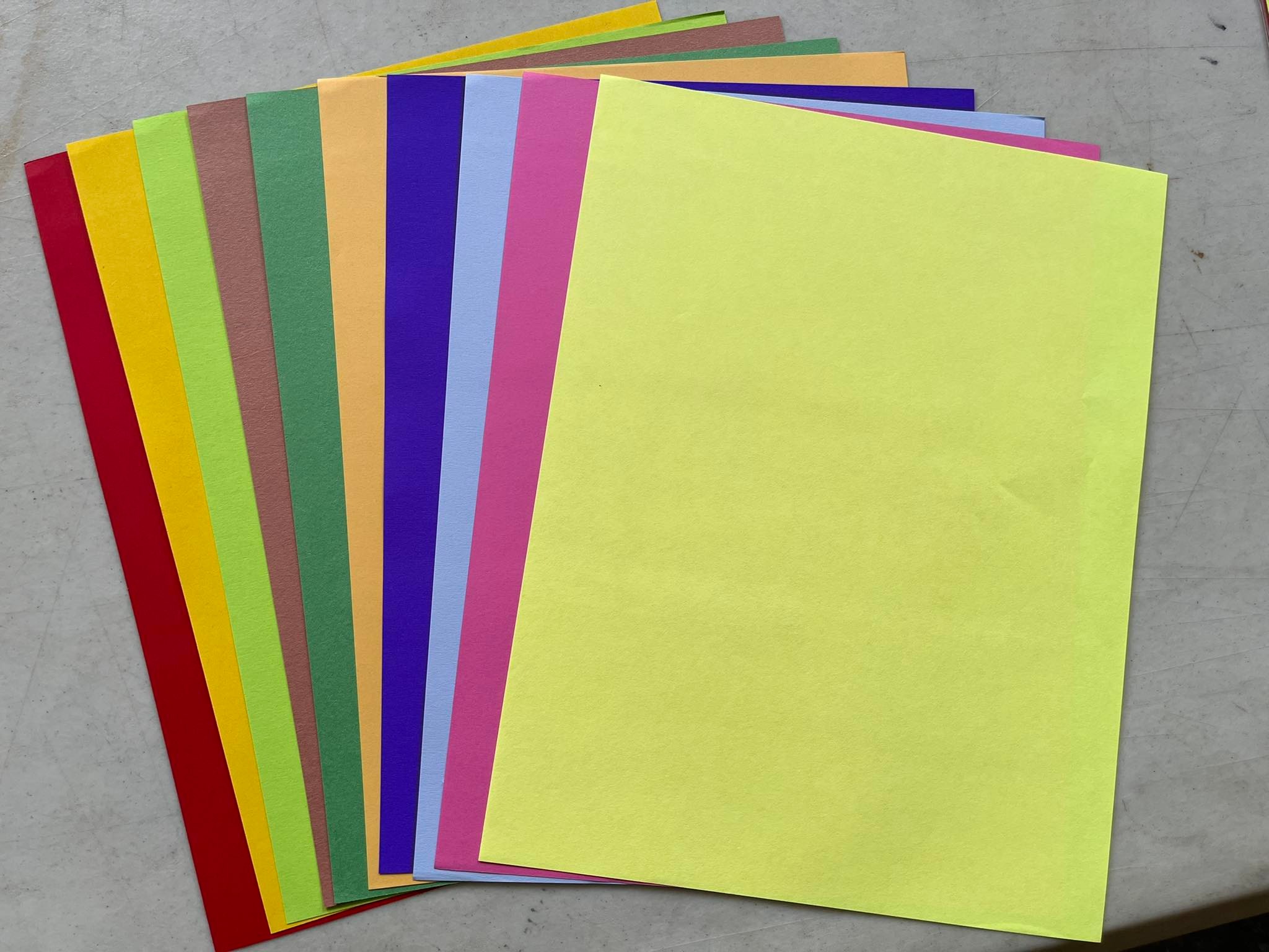 ILLUSTRATION BOARD size 1/8 , 2 PLY WITH INDIVIDUAL PLASTIC ,sold per pack  (50 pcs/pack)