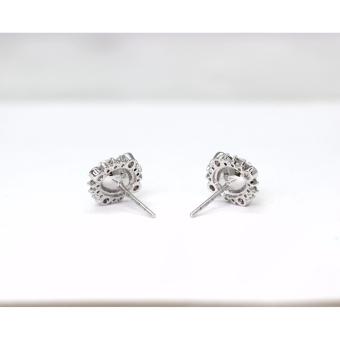 Athena & Co. 18K Gold Plated Marquise Cut Swarovski Stud Earrings June 2018 - 3 Athena & Co. 18K Gold Plated Marquise Cut Swarovski Stud Earrings - 3