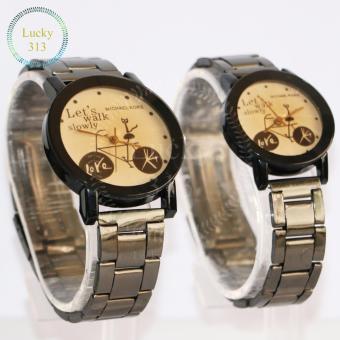Fashion Watch Stainless Steel Bracelet For Couple (Gold BG) June 2018 - 2 Fashion Watch Stainless Steel Bracelet for Couple (Gold BG) - 2