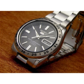 Seiko 5 Black Dial Stainless Steel Automatic Men's Watch SNKE01K1 June 2018 - 3 Seiko 5 Black Dial Stainless Steel Automatic Men's Watch SNKE01K1 - 3
