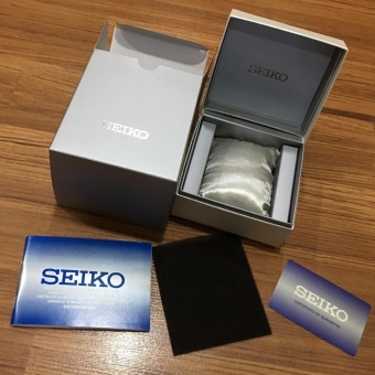 Seiko 5 Ladies Dual Tone Stainless Steel Automatic Watch SYMG42 April 2018 - 5 Seiko 5 Ladies Dual Tone Stainless Steel Automatic Watch SYMG42 - 5