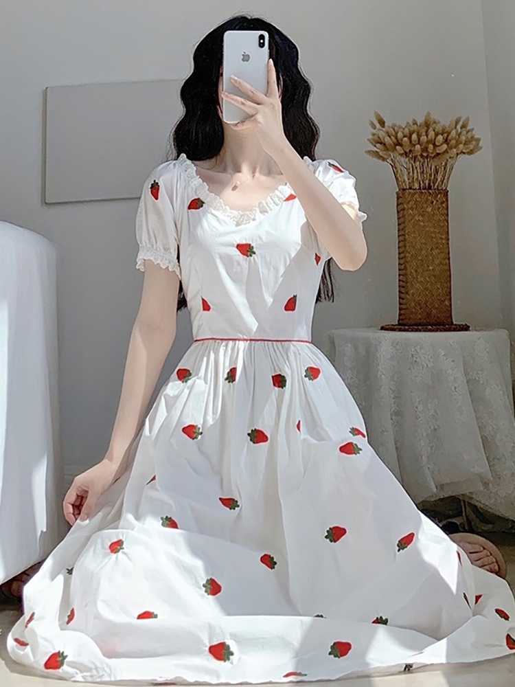 Strawberry dress outlet womens