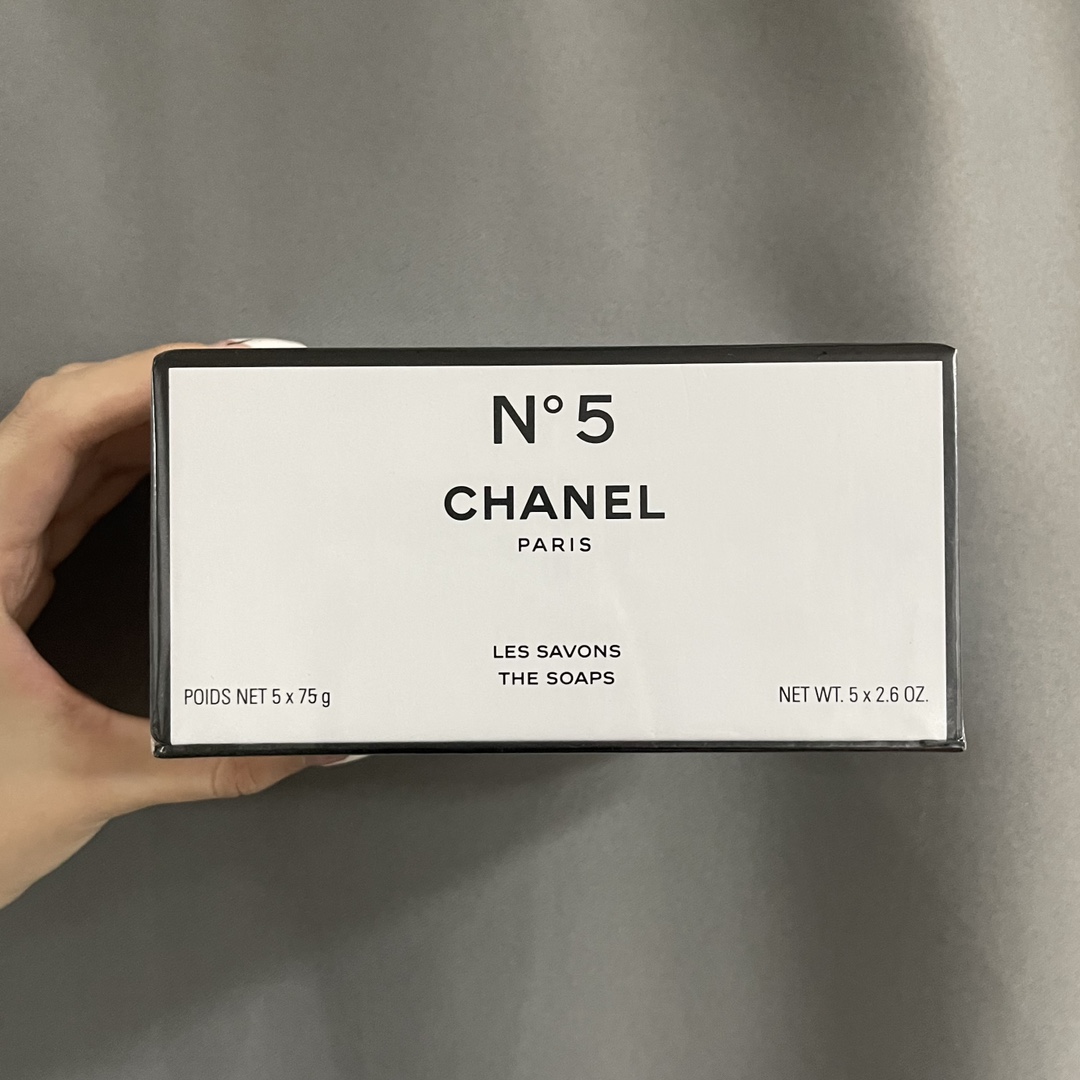 2023 New】【Authentic Authorization】In stock Chanel N°5 No. 5 perfume shower  soap Deep Cleansing 5×75g set