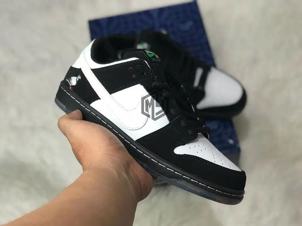 nike sb dunk low staple panda pigeon