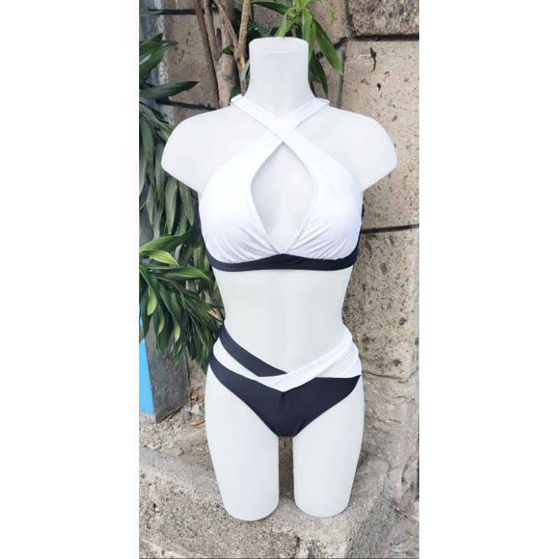 Louis Vuitton® 3d Mahina Monogram One-piece Swimsuit White. Size 36 in 2023