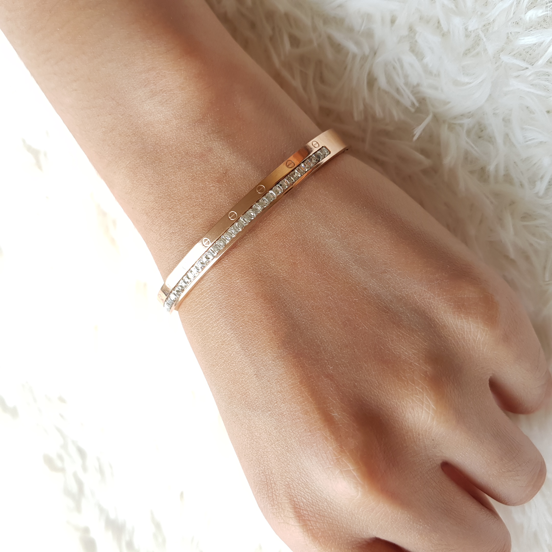 michael kors infinity bracelet