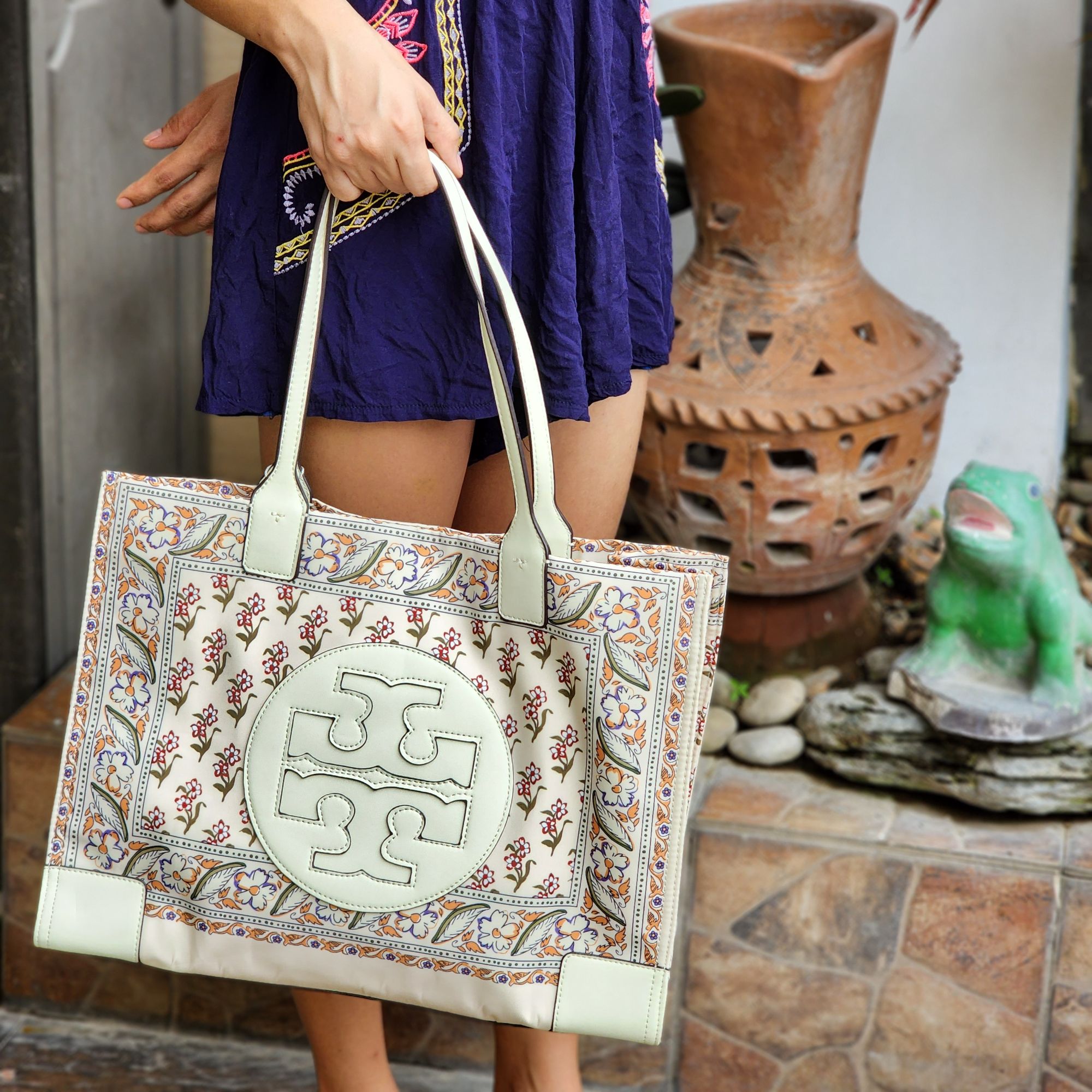 NWT TORY BURCH ELLA TALL NORTH/SOUTH TOTE BAG