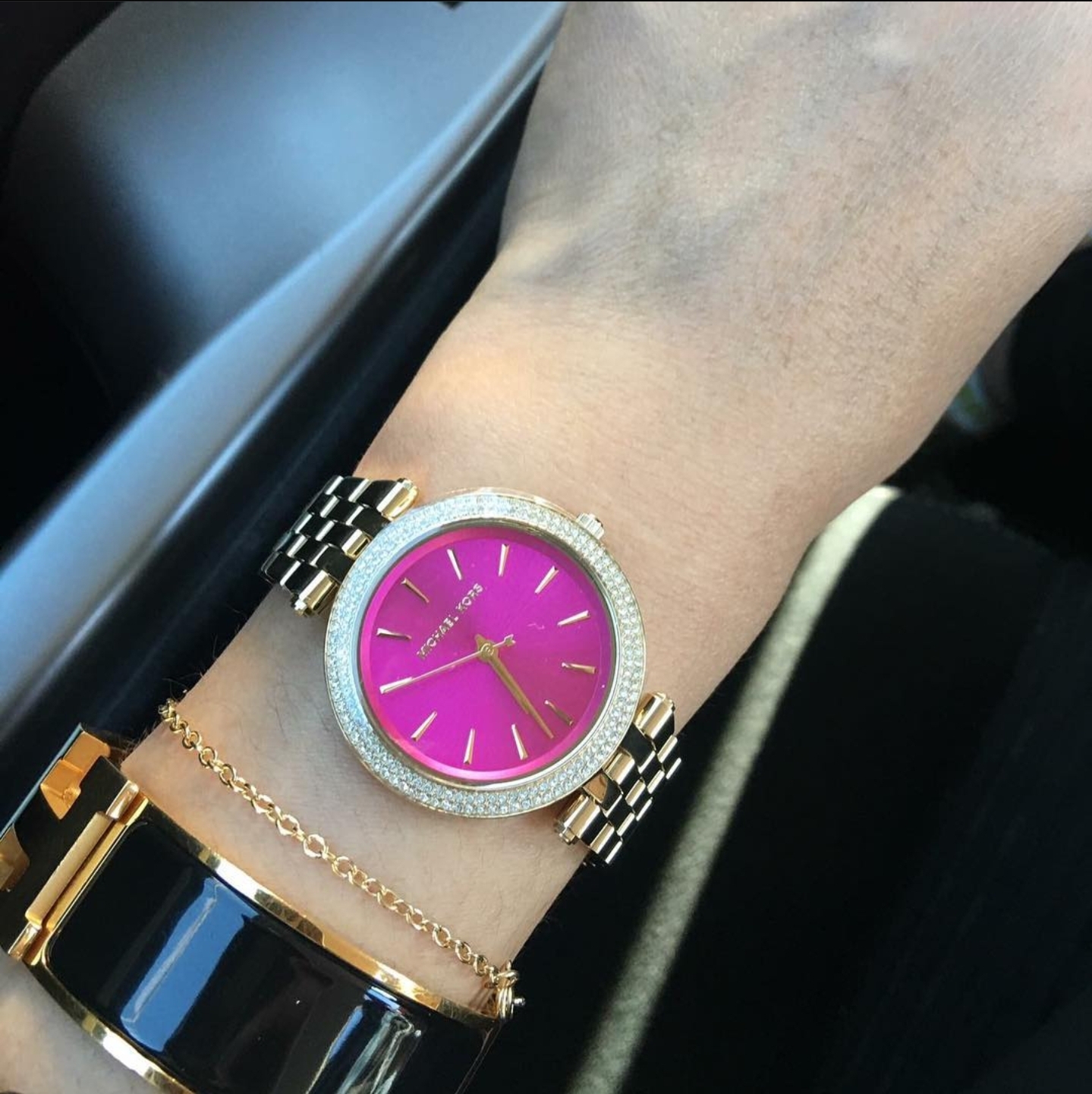 Authentic Michael Kors Mini Darci Fuchsia Dial Gold-Tone Ladies