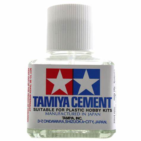 Tamiya: Plastic Cement (Regular / Quick Setting / Extra Thin