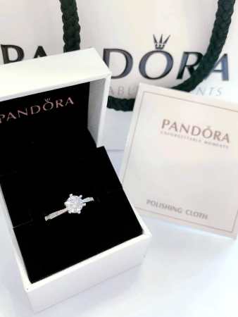 Pandora Crystal Promise Ring - Elegant Engagement Anniversary Gift