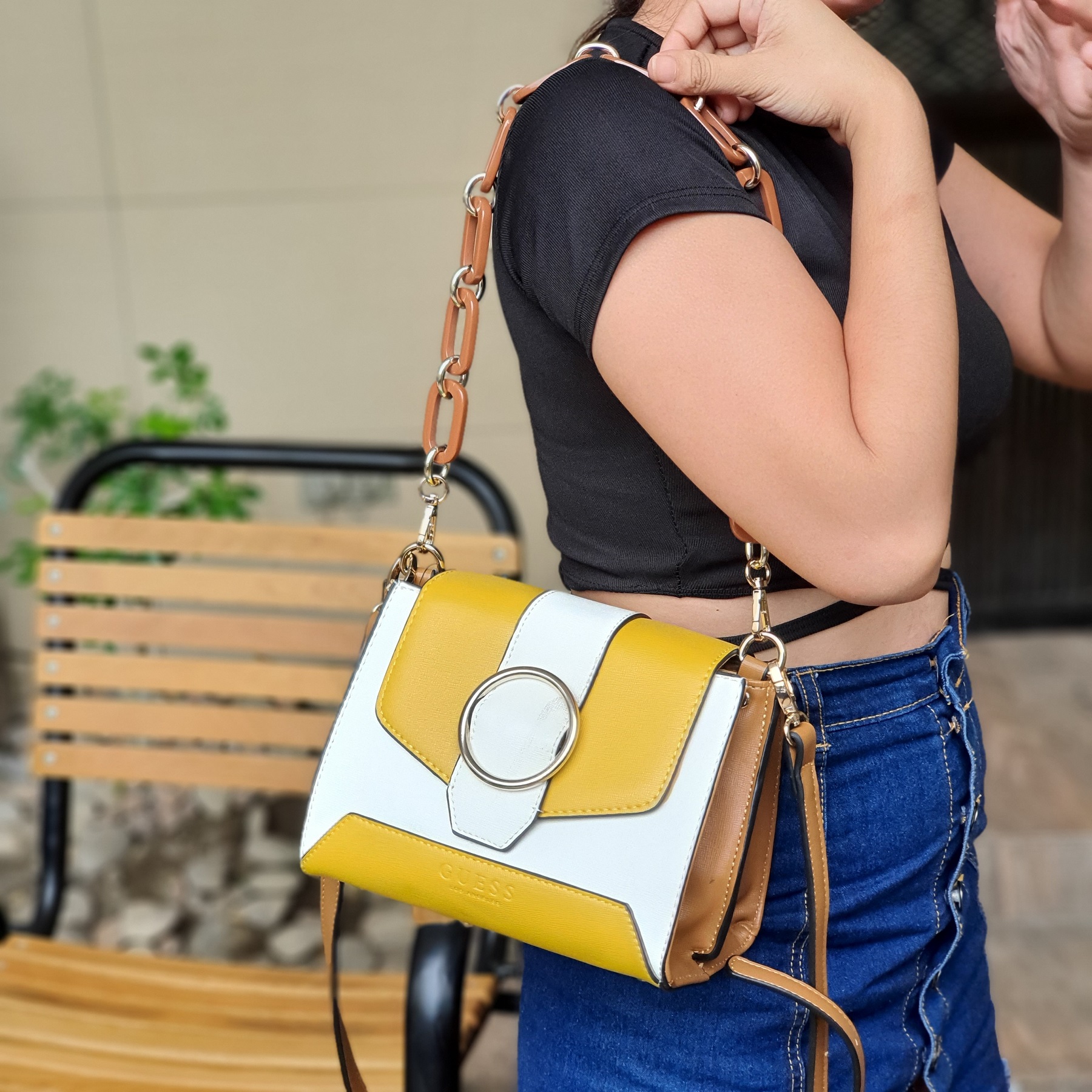 guess mabel small satchel