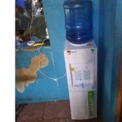 Hot and Cold Water Dispenser Vendo Machine by 