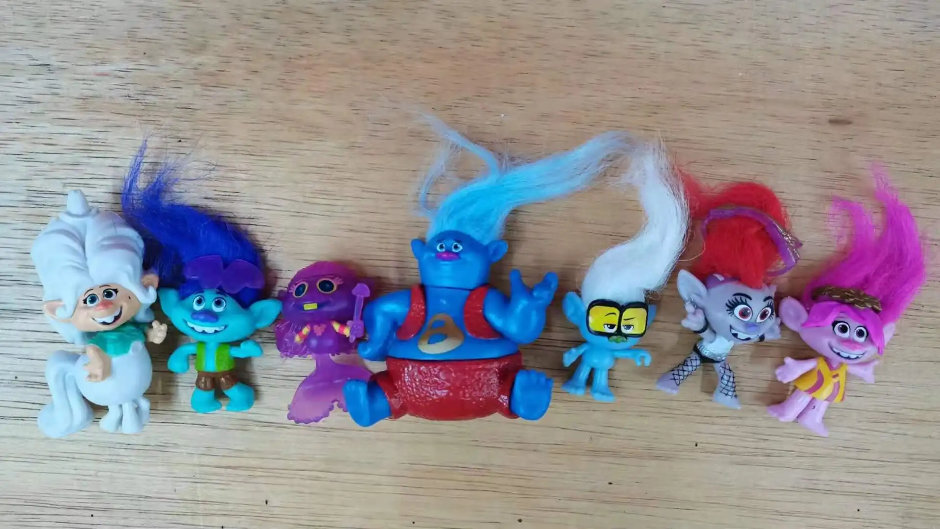 trolls toy figures