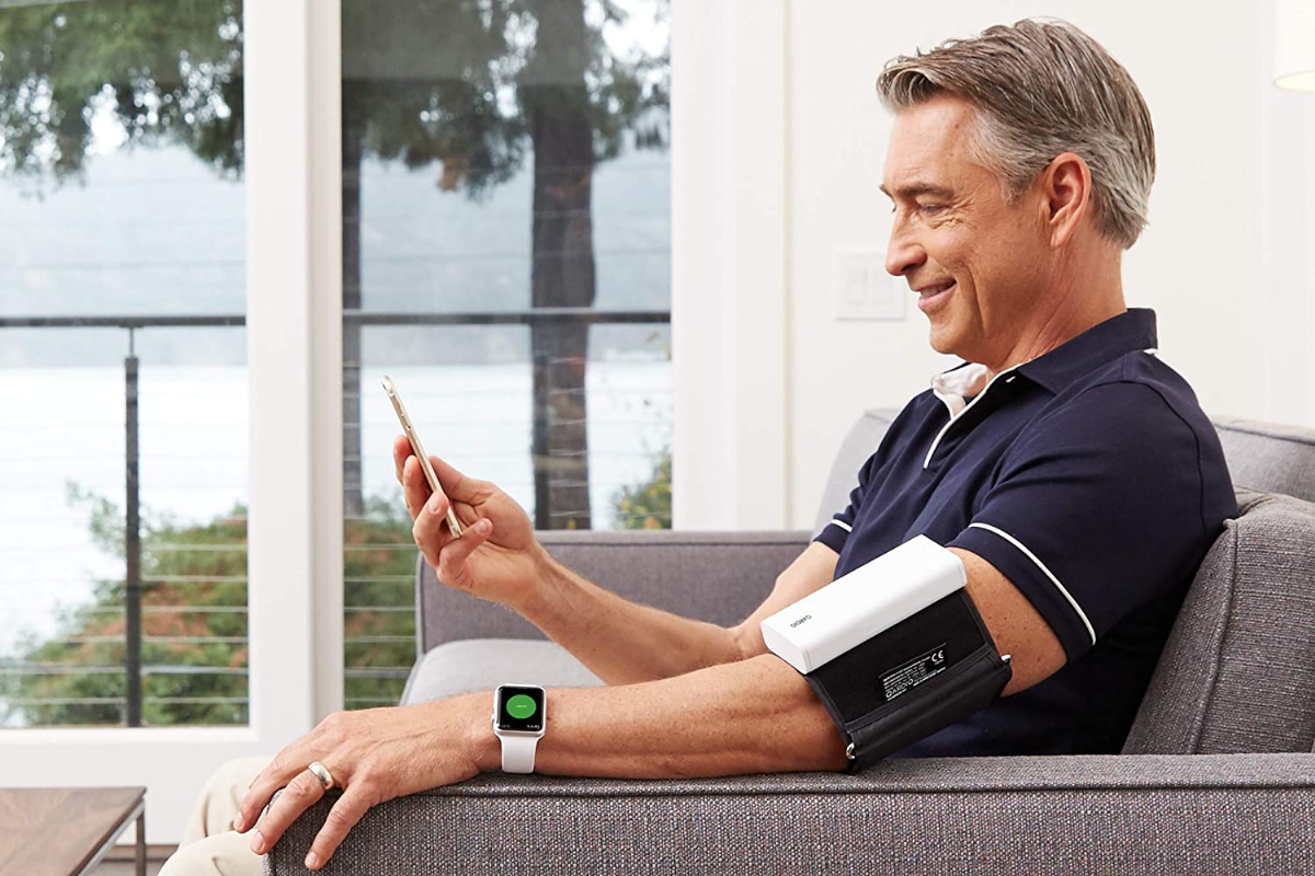 QardioArm Blood Pressure Monitor: FSA-Eligible, Medically Accurate,  Wireless & Compact Digital Upper Arm Cuff. App enabled for iOS, Android,  Kindle. Works with Apple and Samsung Health 