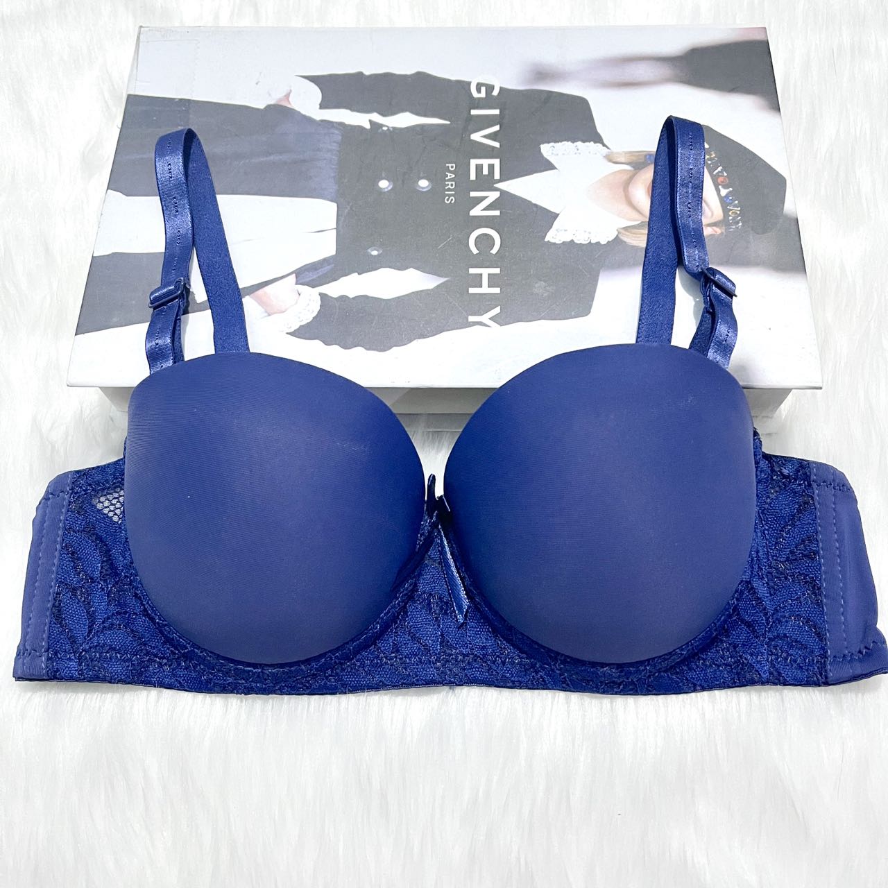 8005 New design Bra w/ wire a little push up w/ lace design Cup A only