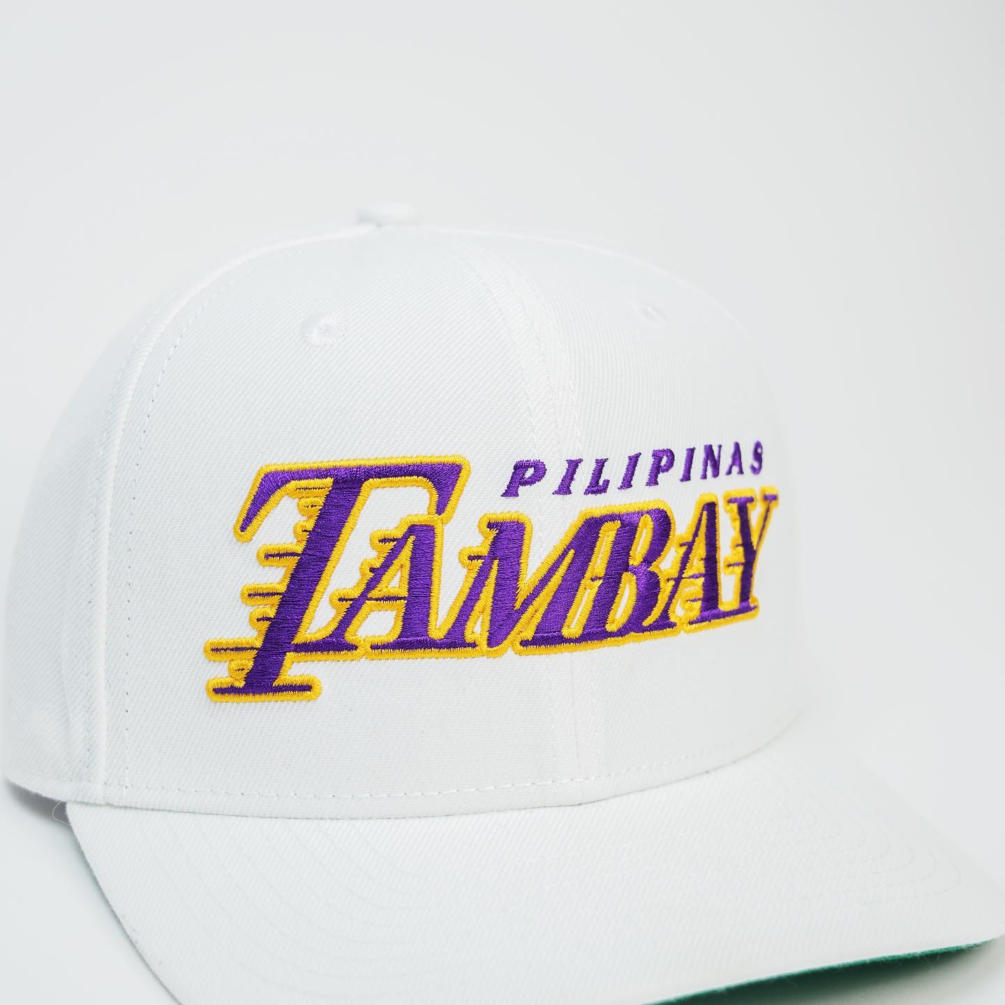 Tambay キャップ (pio balbuena のサイン入り) Tambay Cap Version 15 (Vandal) By Pio Balbuena | eBay