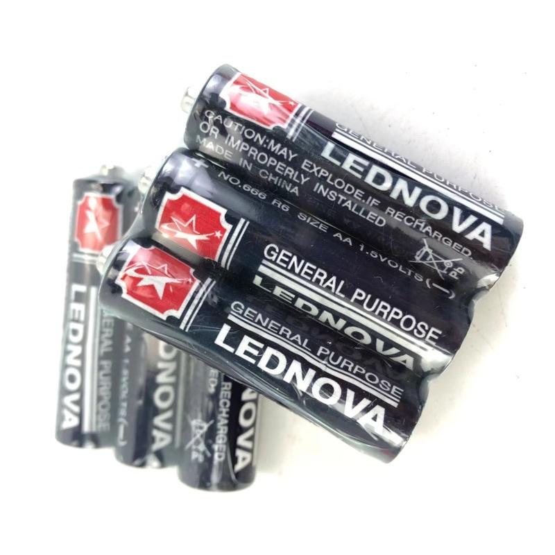 universal electronics heavy duty aa batteries