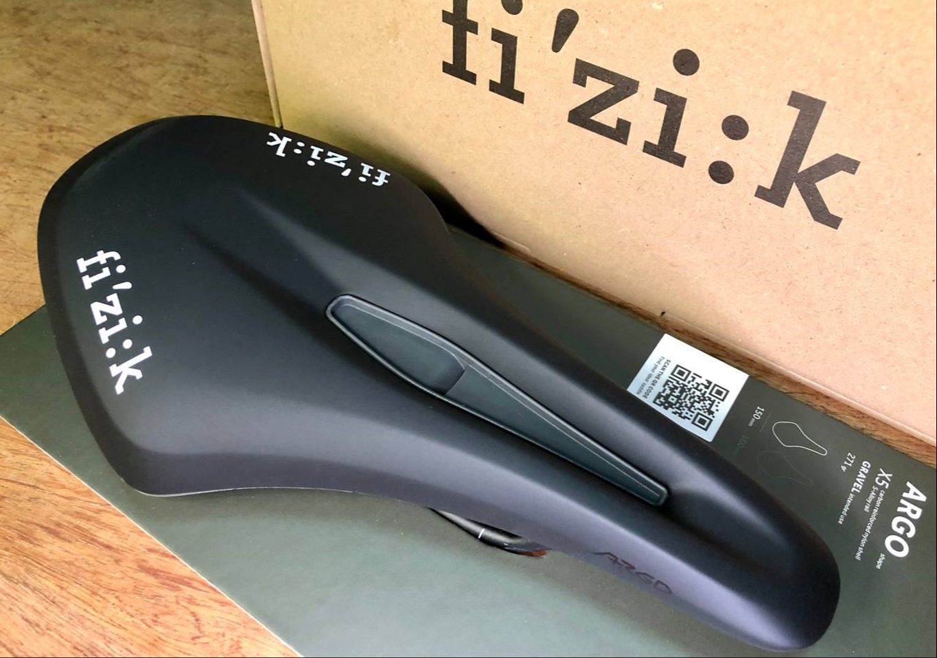 パーツ fi'zi:k ARGO TERRA X5 150mm Gravel cycling saddle with short nose - Terra Argo X5 - Fizik