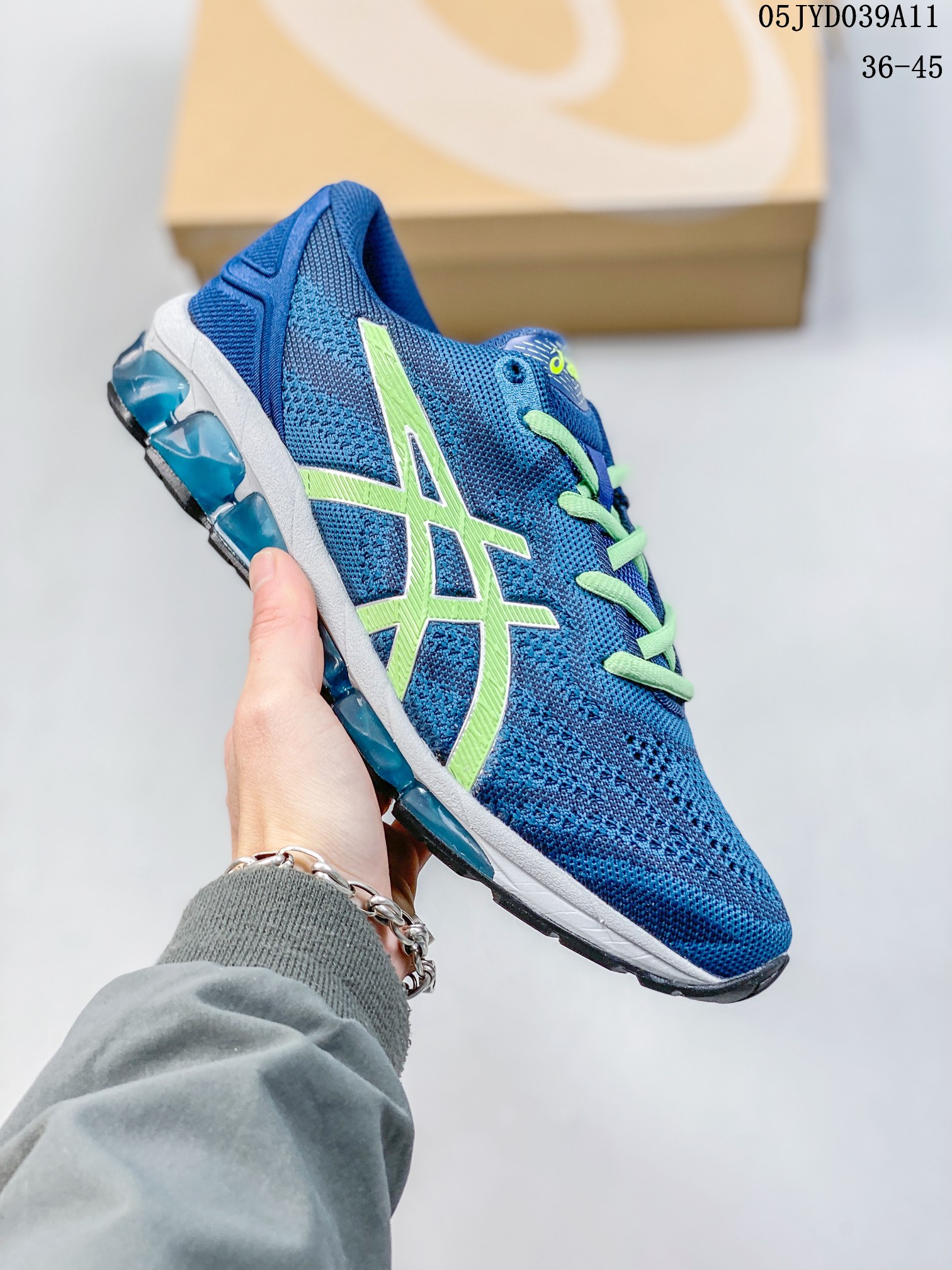 Asics quantum clearance 36 blue