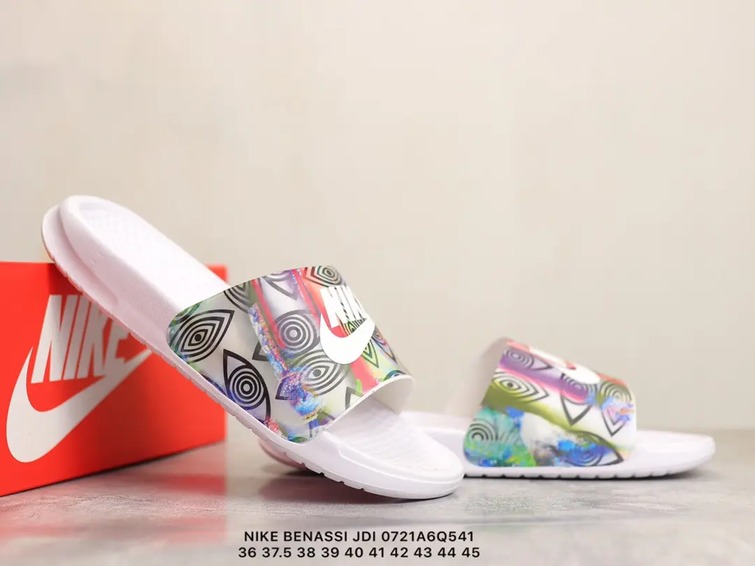 ukuran sandal nike benassi