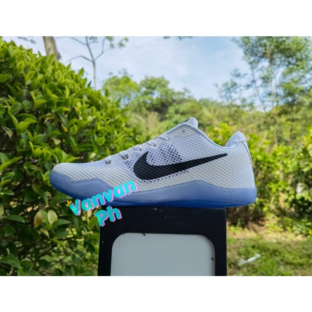Nike Kobe 11 Em Low-top Fundamental White Blue Shoes Sneakers