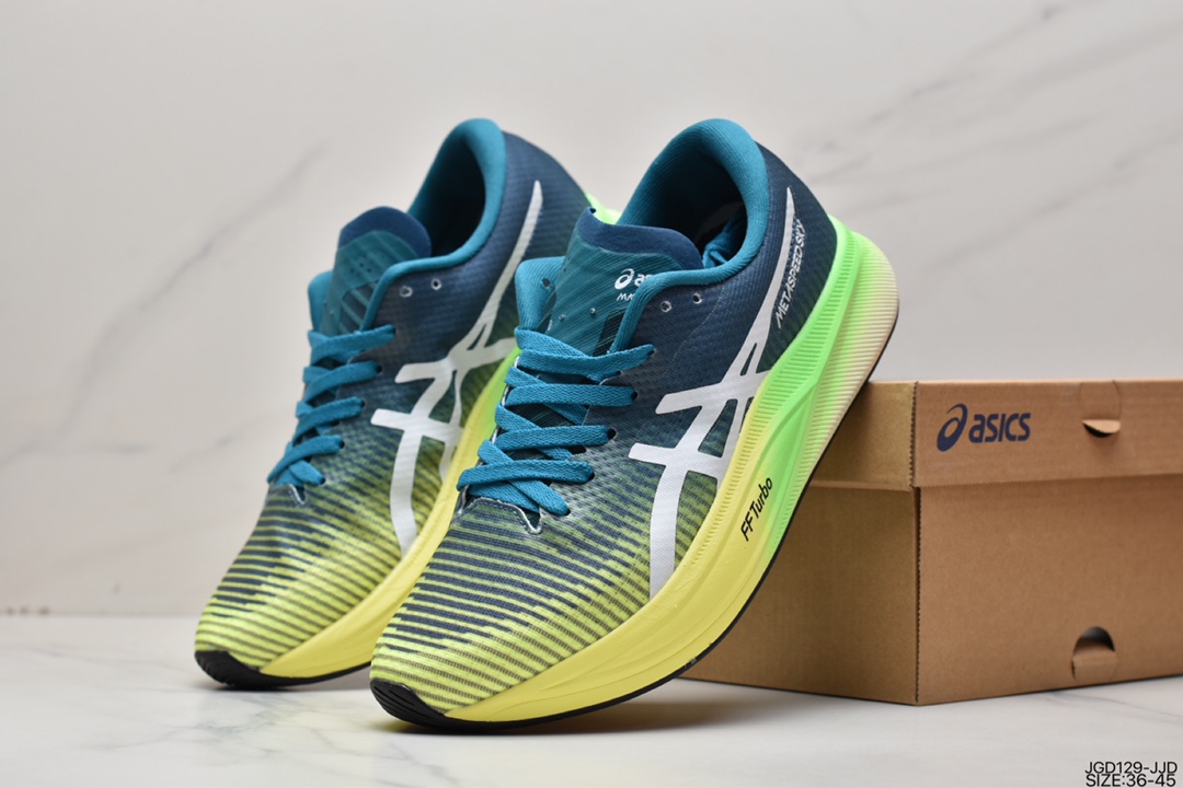 Asics lightweight best sale running shoes