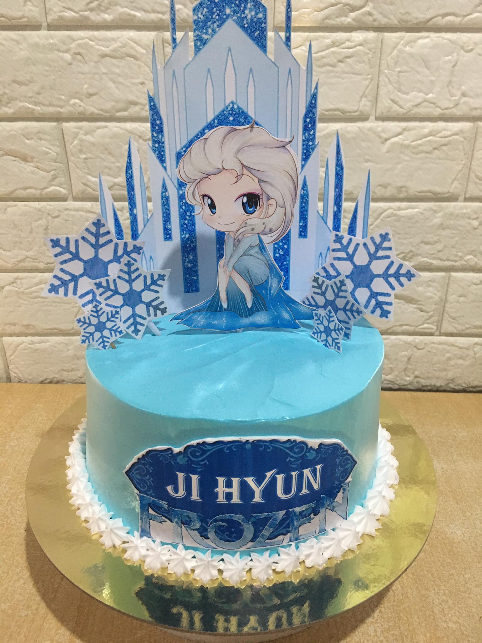Winter Wonderland Cake Kit - A Frozen Princess's Dream! – Clever Crumb-mncb.edu.vn
