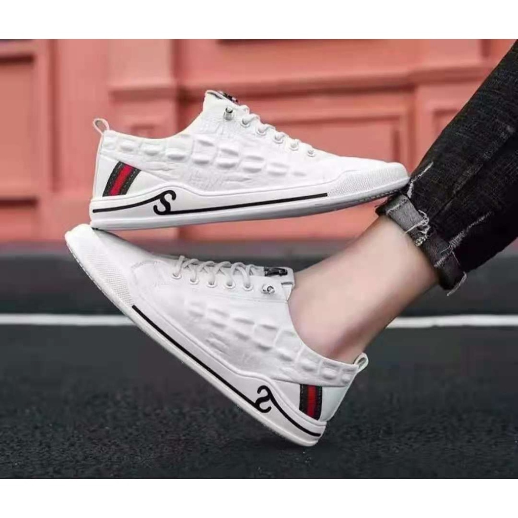 Shop Cartelo Lacoste Shoes online 