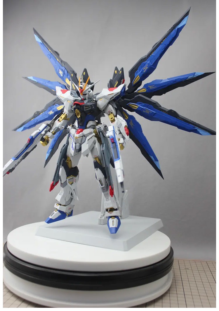 Đồ chơi mô hình MG 1/100 Freedom Soul Blue Ver 8802s Daban - 8802s